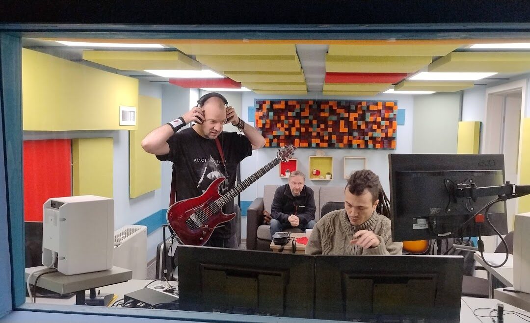 The new Middlefinger album: A massive, world-class sound, fully produced in our studio